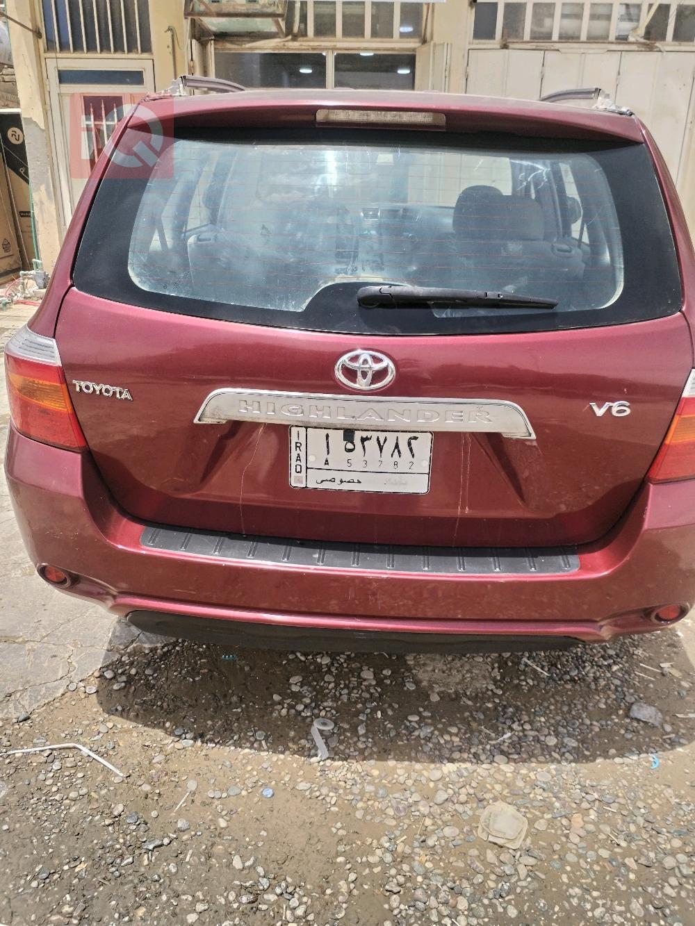 تۆیۆتا هایلاندەر